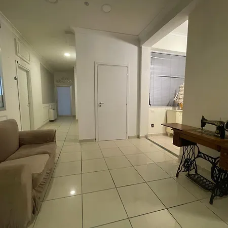 4 Corone Guest house