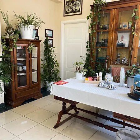 4 Corone Неаполь