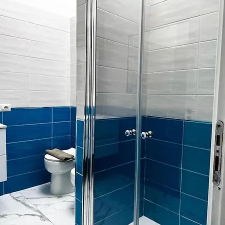4 Corone 3* Nápoly