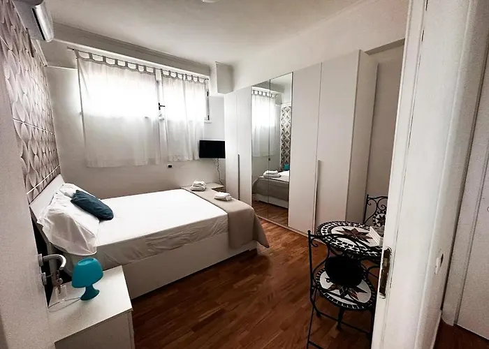 4 Corone 3* Nápoles